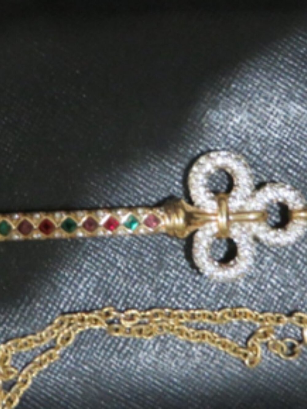 Tory Burch Gold Key Pendant Necklace w Crystal & Multicolor Stone Accents RARE - Picture 4 of 5